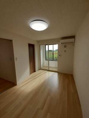 のマンスリーマンション・ウィークリーマンション「Ｊ－シャモニー　スロープ　Ⅰ 106・洋室(No.1489870)」メイン画像