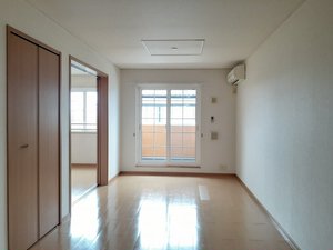 のマンスリーマンション・ウィークリーマンション「ラフィネ 204・洋室(No.1490069)」メイン画像