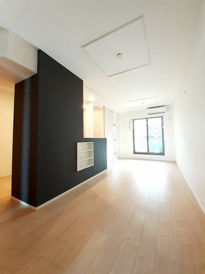 のマンスリーマンション・ウィークリーマンション「Ｂａｌｍｙ　ｃｏｕｒｔ 202・洋室(No.1490096)」メイン画像