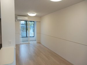 のマンスリーマンション・ウィークリーマンション「メゾンシャルマンＫⅠ 102・洋室(No.1490281)」メイン画像