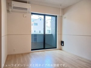 のマンスリーマンション・ウィークリーマンション「ゾーナ・ヴェルデⅠ番館 203・洋室(No.1490405)」メイン画像