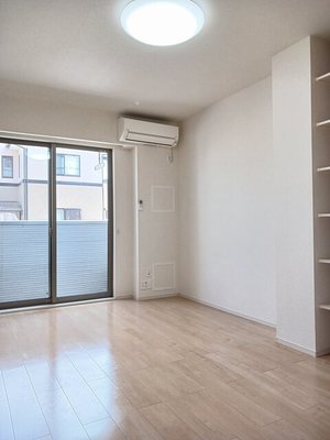のマンスリーマンション・ウィークリーマンション「プレイス　ワン 105・洋室(No.1490431)」メイン画像