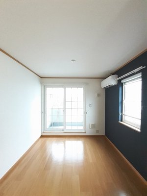 富山市のマンスリーマンション・ウィークリーマンション「ファンタジーアＢ 201・洋室(No.1491139)」メイン画像