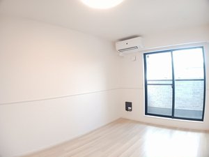 のマンスリーマンション・ウィークリーマンション「アストラル　ファインⅠ 201・洋室(No.1491215)」メイン画像