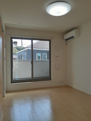 のマンスリーマンション・ウィークリーマンション「セイヴァリー　ルーム 202・洋室(No.1491305)」メイン画像