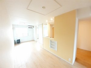 のマンスリーマンション・ウィークリーマンション「モデルノ　ポテーレⅥ 203・洋室(No.1491339)」メイン画像