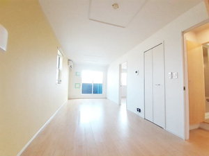 のマンスリーマンション・ウィークリーマンション「フローラ　ひまわり 201・洋室(No.1491340)」メイン画像