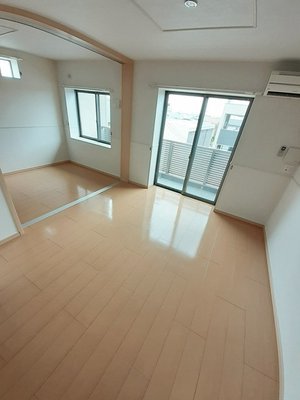 石巻市のマンスリーマンション・ウィークリーマンション「Ｌｕｎａ　ｌａｐｉｎ　２ 301・洋室(No.1491344)」メイン画像