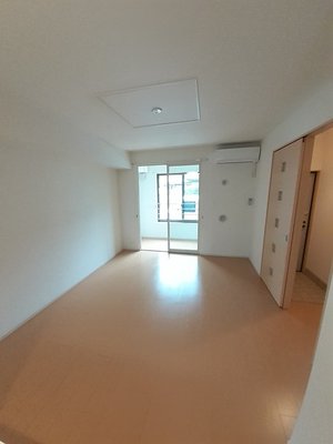 のマンスリーマンション・ウィークリーマンション「ボニート・ミウ 102・洋室(No.1491390)」メイン画像