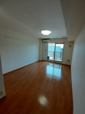 のマンスリーマンション・ウィークリーマンション「ナカイパレス　ＰａｒｔⅡ 205・洋室(No.1491648)」メイン画像
