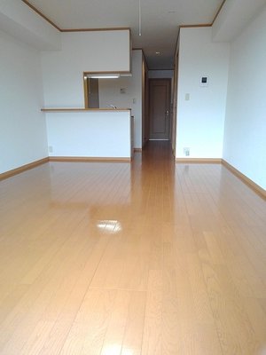 のマンスリーマンション・ウィークリーマンション「パークサウス　東森岡 202・洋室(No.1491673)」メイン画像