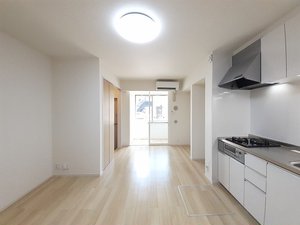 のマンスリーマンション・ウィークリーマンション「グランツ新庄北 102・洋室(No.1491714)」メイン画像