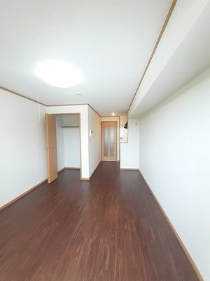 のマンスリーマンション・ウィークリーマンション「ベルラフィーネ 202・洋室(No.1491773)」メイン画像