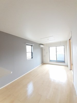 のマンスリーマンション・ウィークリーマンション「ラ・ティーダヒルズ　Ｅ 203・洋室(No.1492226)」メイン画像