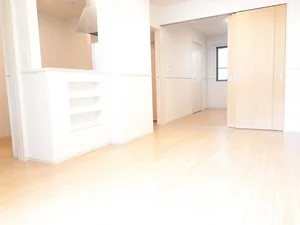 のマンスリーマンション・ウィークリーマンション「カーサ　イン　ピエトラ　ロッサ 105・LDK(No.1492392)」メイン画像