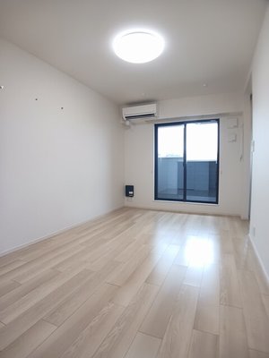 のマンスリーマンション・ウィークリーマンション「Ｄ．ＫｏＫｏｎａ　Ｂ 203・洋室(No.1492448)」メイン画像