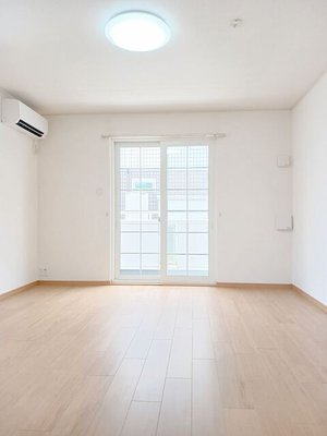 のマンスリーマンション・ウィークリーマンション「パークサイドヴィラＡ 101・洋室(No.1492658)」メイン画像