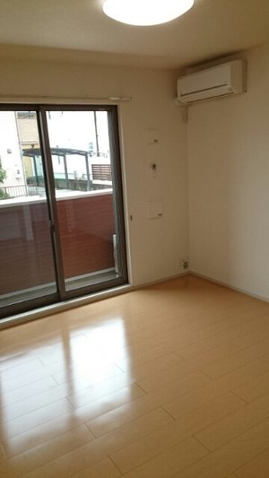 のマンスリーマンション・ウィークリーマンション「マウンテンブルー　平原 101・洋室(No.1492693)」メイン画像
