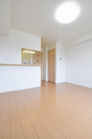 のマンスリーマンション・ウィークリーマンション「ユア・プエブロ 203・洋室(No.1492962)」メイン画像