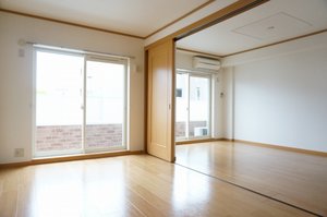 のマンスリーマンション・ウィークリーマンション「フロレスタⅣ 102・洋室(No.1492998)」メイン画像