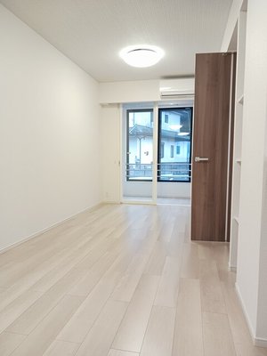 のマンスリーマンション・ウィークリーマンション「グランリーザⅠ 103・洋室(No.1493036)」メイン画像
