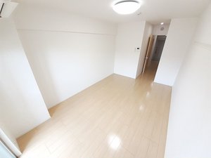 のマンスリーマンション・ウィークリーマンション「コンドミニアム　Ｓｈｉ　Ｒｏ 205・洋室(No.1493167)」メイン画像