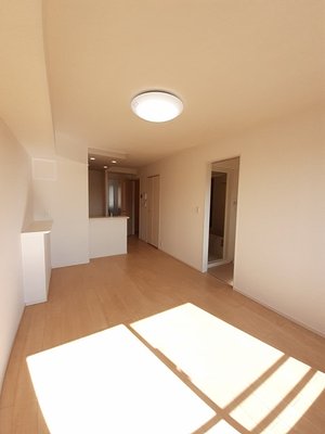 のマンスリーマンション・ウィークリーマンション「ベルフレーシュⅡ 302・洋室(No.1493384)」メイン画像