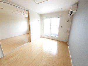 のマンスリーマンション・ウィークリーマンション「リバーサイドグレイス　Ⅲ 203・洋室(No.1493464)」メイン画像