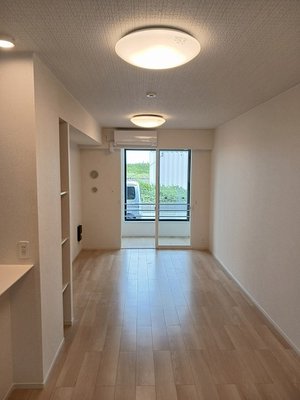 のマンスリーマンション・ウィークリーマンション「メゾン　アールエスピー 102・洋室(No.1493609)」メイン画像