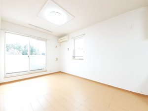 のマンスリーマンション・ウィークリーマンション「サンパティークⅣ 201・洋室(No.1493617)」メイン画像