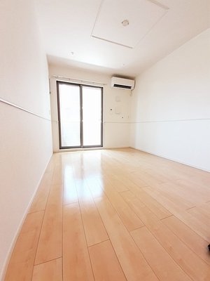 のマンスリーマンション・ウィークリーマンション「ブルーイン　幸塚　Ａ 102・洋室(No.1493629)」メイン画像