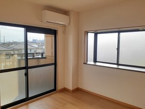 のマンスリーマンション・ウィークリーマンション「ヴィラージュ 303・洋室(No.1493634)」メイン画像