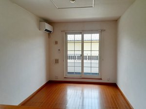 北佐久郡御代田町のマンスリーマンション・ウィークリーマンション「フィオーレ 201・洋室(No.1493638)」メイン画像