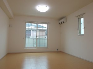 のマンスリーマンション・ウィークリーマンション「サンクレスト八坂Ⅱ 202・洋室(No.1493642)」メイン画像
