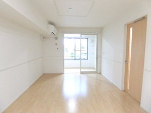 のマンスリーマンション・ウィークリーマンション「シャロウズ 103・洋室(No.1493668)」メイン画像