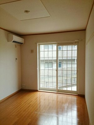 三重郡菰野町のマンスリーマンション・ウィークリーマンション「シャレ・デ・ギャルソン 101・洋室(No.1493934)」メイン画像