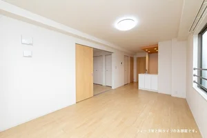 のマンスリーマンション・ウィークリーマンション「ヴィラ・カレント 301・洋室(No.1493965)」メイン画像