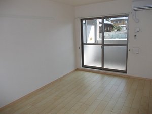 のマンスリーマンション・ウィークリーマンション「ルミエール山越 105・洋室(No.1493992)」メイン画像