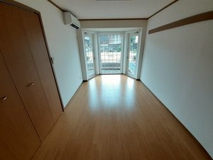 のマンスリーマンション・ウィークリーマンション「エ－デル　ハオスⅠ　Ｂ 103・洋室(No.1494017)」メイン画像