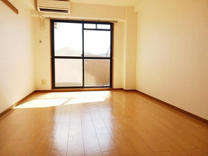 のマンスリーマンション・ウィークリーマンション「マ．メール．ロア 305・洋室(No.1494037)」メイン画像
