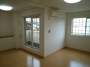 鶴原駅（大阪府）のマンスリーマンション・ウィークリーマンション「ブッシュ・クロ－バ－ 203・洋室(No.1494063)」メイン画像