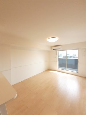 のマンスリーマンション・ウィークリーマンション「アンフィニ　ボヌール 203・洋室(No.1494095)」メイン画像