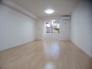 のマンスリーマンション・ウィークリーマンション「サンリットハウスグランデ　Ａ 105・洋室(No.1494173)」メイン画像