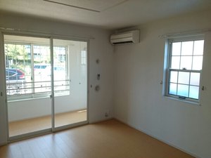 のマンスリーマンション・ウィークリーマンション「くれよんハウス 103・洋室(No.1494176)」メイン画像