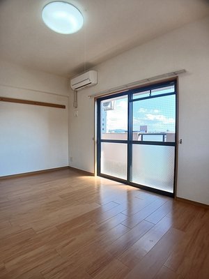 大分県のマンスリーマンション・ウィークリーマンション「エアリーストリート 406・洋室(No.1494188)」メイン画像