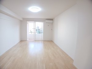 のマンスリーマンション・ウィークリーマンション「メルベーユＫ　Ａ 102・洋室(No.1494221)」メイン画像
