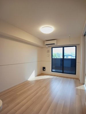 のマンスリーマンション・ウィークリーマンション「ラ　ルーチェ　クアットロ 203・洋室(No.1494627)」メイン画像
