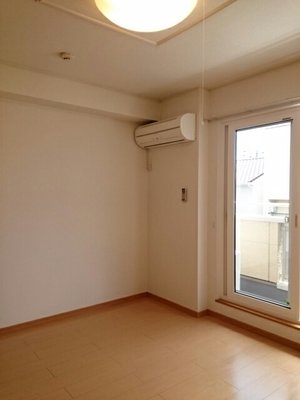 のマンスリーマンション・ウィークリーマンション「カーサ　ヴィアーレ 203・洋室(No.1494971)」メイン画像