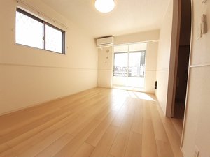 のマンスリーマンション・ウィークリーマンション「プラティーヌ・ドゥ 105・洋室(No.1494997)」メイン画像
