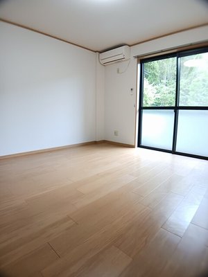 のマンスリーマンション・ウィークリーマンション「グリーンピア中川Ⅱ号館 103・洋室(No.1495002)」メイン画像